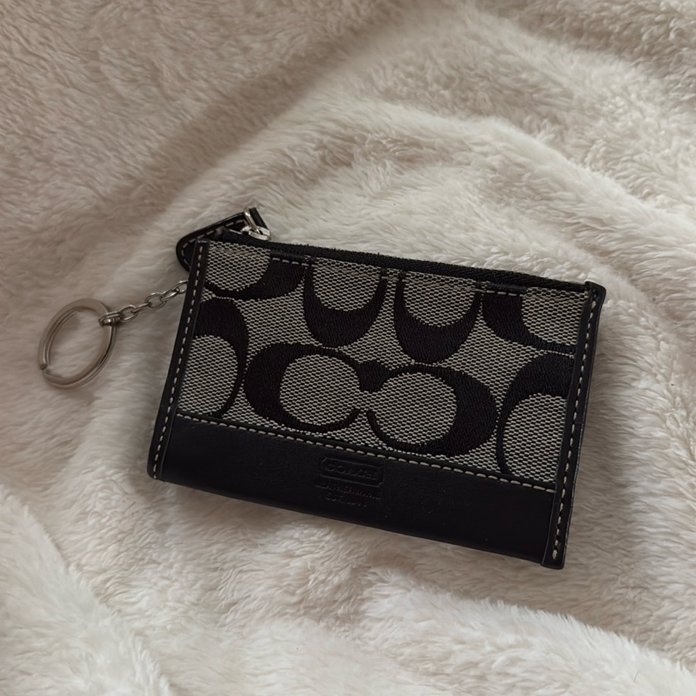 Coach small change purse